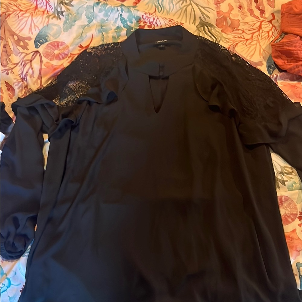 Elegant Black Lace Women's Top